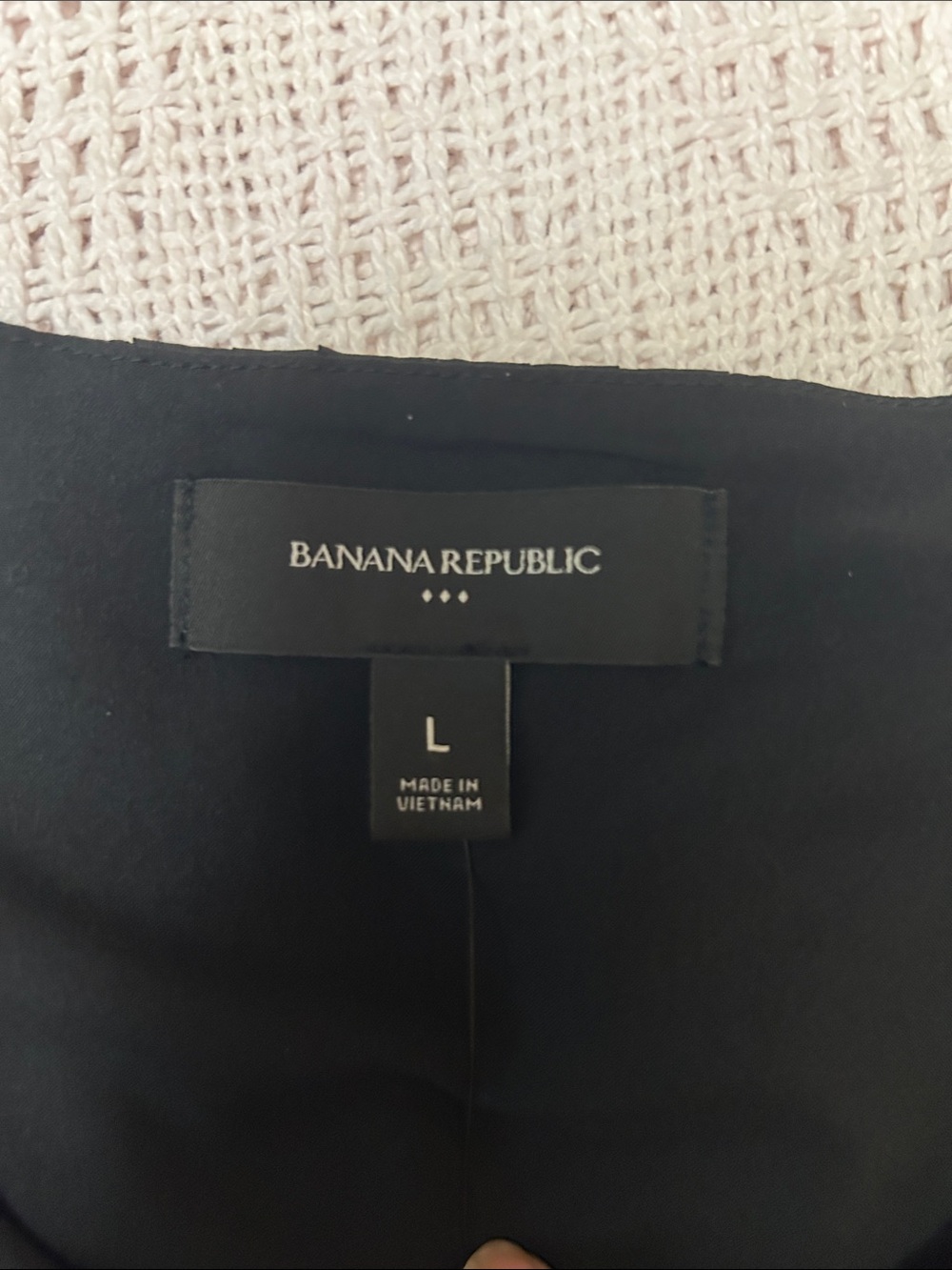 Banana Republic Black Pleated Sleeveless Camisole - Picture 3 of 3